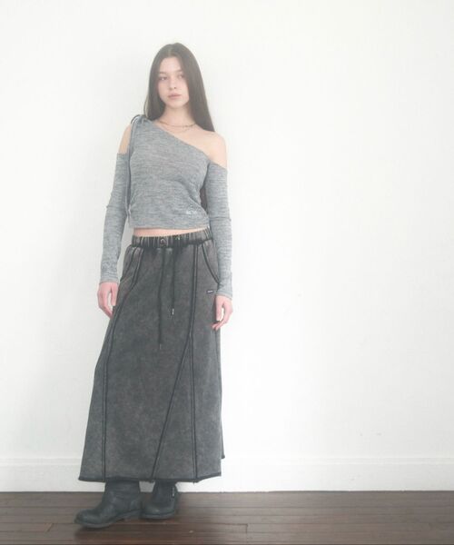 ASON（アズオン）の「MUSE CUT-OUT TEE / GRAY（Tシャツ/カットソー・レディース・その他・FREE）」の6枚目の写真