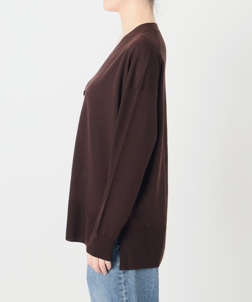 Spick & Span(スピックアンドスパン)の「《新色有り / 追加》18G カーディガン(カーディガン/ボレロ・レディース・ネイビー/ブラウン系その他/レッド・FREE)」の4枚目の写真