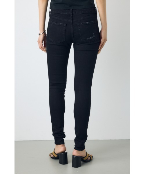 AZUL by moussy(アズールバイマウジー)の「【身長/骨格別着用画像あり】AZUL DENIM リペアスキニーデニム ストレッチ 履き心地抜群 美脚 足長 細見え ダメージ(デニムパンツ・レディース・ブラック/ダークブルー/ブルー・MEDIUM/LARGE/SMALL/X-SMALL/XX-SMALL/X-LARGE)」の6枚目の写真