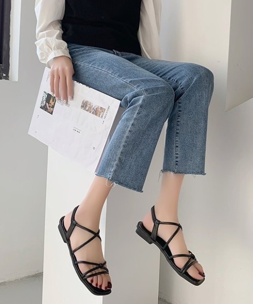 yuue' ( wear )(ユーイ)の「クロスストラップサンダル(サンダル・レディース・アイボリー/ブラック・23.5cm/24.5cm)」の15枚目の写真