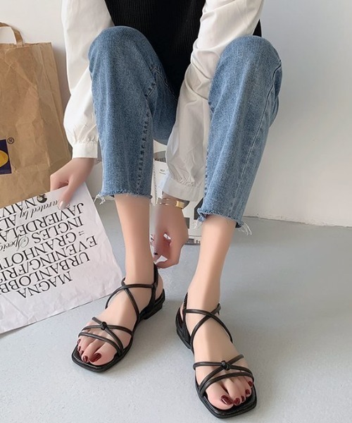 yuue' ( wear )(ユーイ)の「クロスストラップサンダル(サンダル・レディース・アイボリー/ブラック・23.5cm/24.5cm)」の16枚目の写真