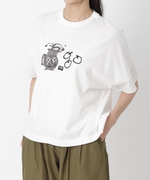 SUPER　HAKKA×武内明子　「on　the　table」プリント＋刺繍Tシャツ