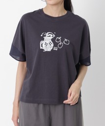 SUPER　HAKKA×武内明子　「on　the　table」プリント＋刺繍Tシャツ