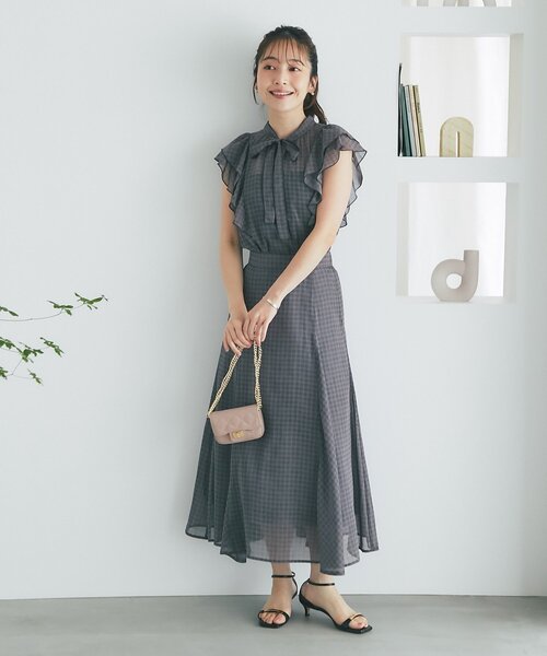 La boutique BonBon（ラブティックボンボン）の「【セット着用可能・お上品チェック】スパンボイルチェックフレアスカート（スカート・レディース・ブラウン/グレー・38/36）」の7枚目の写真