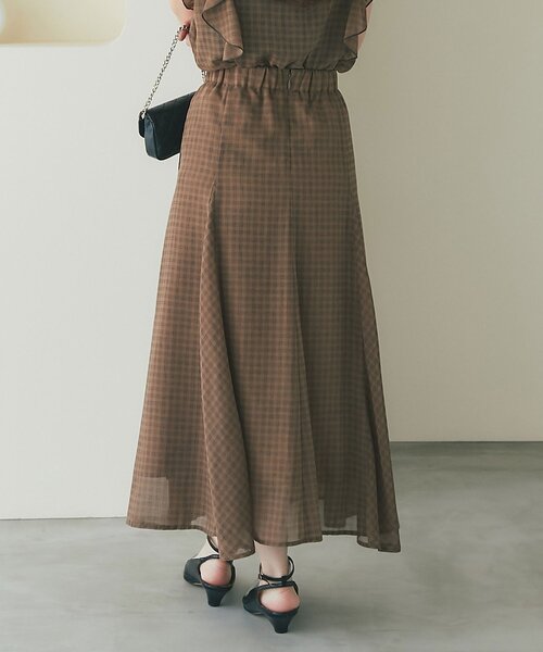 La boutique BonBon（ラブティックボンボン）の「【セット着用可能・お上品チェック】スパンボイルチェックフレアスカート（スカート・レディース・ブラウン/グレー・38/36）」の13枚目の写真