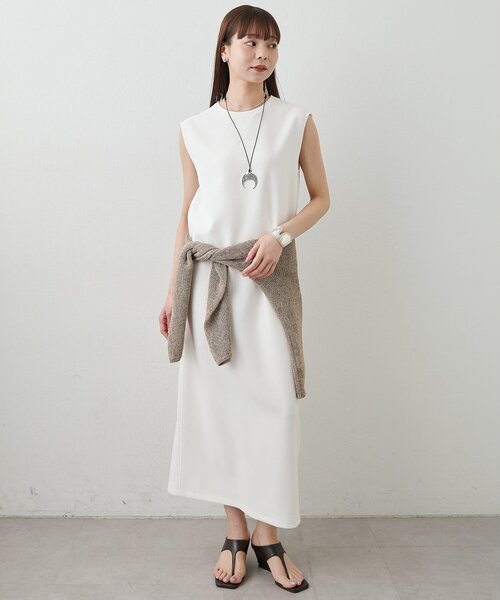 Whim Gazette（ウィムガゼット）の「Vガゼットノースリーブワンピース（ワンピース・レディース・ブラック/オフホワイト・FREE）」の11枚目の写真