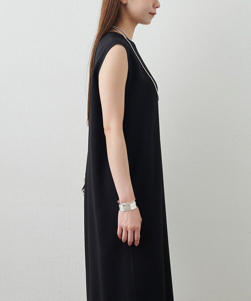 Whim Gazette（ウィムガゼット）の「Vガゼットノースリーブワンピース（ワンピース・レディース・ブラック/オフホワイト・FREE）」の22枚目の写真