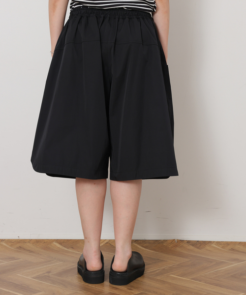 JOURNAL STANDARD LUXE（ジャーナルスタンダード　ラックス）の「《追加》TCメモリーギャザーハーフパンツ（その他パンツ・レディース・ブラック・FREE）」の12枚目の写真