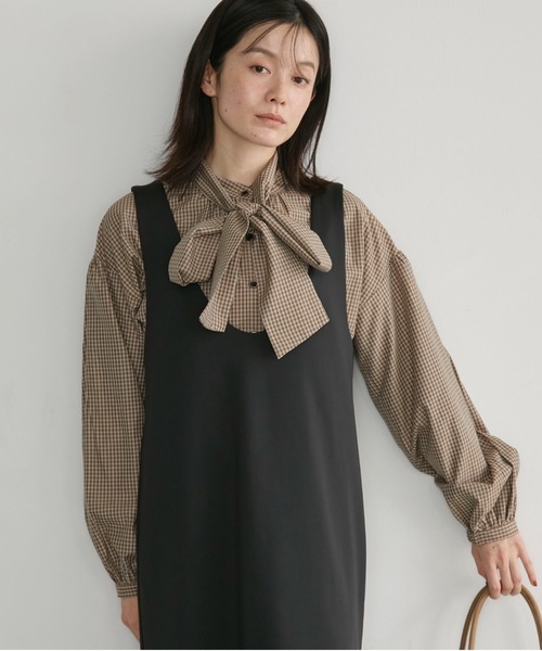Doux archives(ドゥアルシーヴ)の「【26AW EC先行予約】2WAYボウタイブラウス(シャツ/ブラウス・レディース・オフホワイト/モカ/ホワイト×ブラック・FREE)」の1枚目の写真