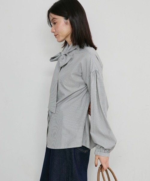 Doux archives(ドゥアルシーヴ)の「【26AW EC先行予約】2WAYボウタイブラウス(シャツ/ブラウス・レディース・オフホワイト/モカ/ホワイト×ブラック・FREE)」の12枚目の写真