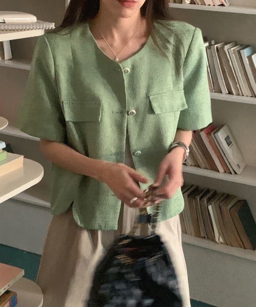 FAVORITO(ファヴォリート)の「半袖ツイードノーカラージャケット(ノーカラージャケット・レディース・グリーン・F)」の9枚目の写真