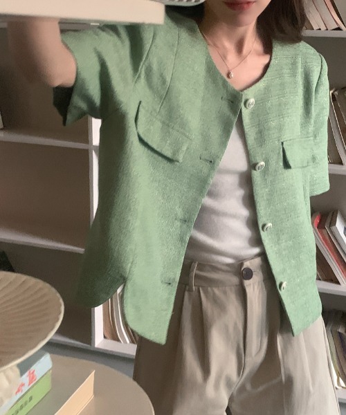 FAVORITO(ファヴォリート)の「半袖ツイードノーカラージャケット(ノーカラージャケット・レディース・グリーン・F)」の4枚目の写真
