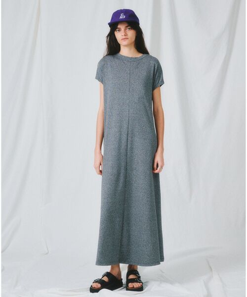 GARAGE OF GOOD CLOTHING(ガレージオブグッドクロージング)の「【日本製】ネックスラッシュ2wayカットドレス(ワンピース・レディース・グレー/ブラック・FREE)」の1枚目の写真