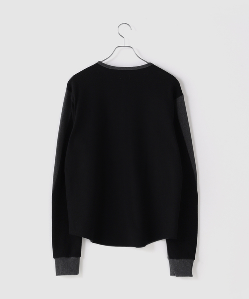 JIEDA（ジエダ）の「JIEDA / ジエダ SWITCHING HENRY NECK L/S（Tシャツ/カットソー・メンズ・ホワイト/チャコールグレー・2/1）」の4枚目の写真