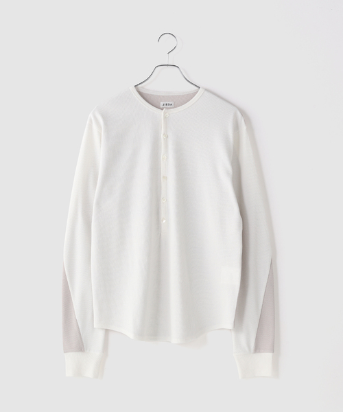 JIEDA（ジエダ）の「JIEDA / ジエダ SWITCHING HENRY NECK L/S（Tシャツ/カットソー・メンズ・ホワイト/チャコールグレー・2/1）」の5枚目の写真