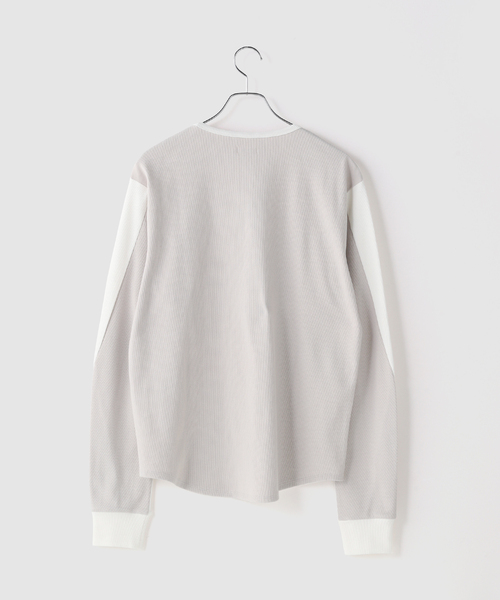 JIEDA（ジエダ）の「JIEDA / ジエダ SWITCHING HENRY NECK L/S（Tシャツ/カットソー・メンズ・ホワイト/チャコールグレー・2/1）」の6枚目の写真
