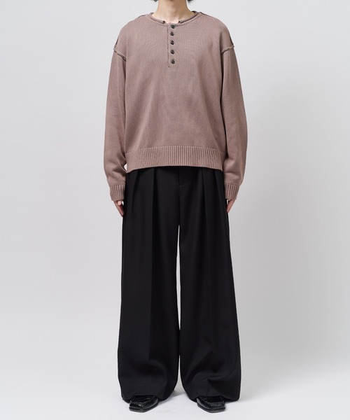 Lui's(ルイス)の「ストーンウォッシュヘンリーネックニット(ニット/セーター・メンズ・ブラック/ネイビー/グレー・M/S)」の9枚目の写真