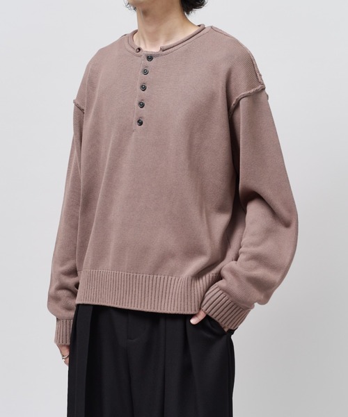 Lui's(ルイス)の「ストーンウォッシュヘンリーネックニット(ニット/セーター・メンズ・ブラック/ネイビー/グレー・M/S)」の6枚目の写真