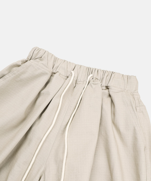 And Again（アンドアゲイン）の「Block Carpenter Pants（その他パンツ・レディース・アイボリー/ブラウン/カーキ/チャコールグレー/ブラック・FREE）」の13枚目の写真
