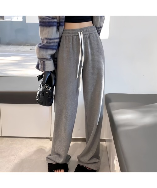 Carpe Diem(カルペディエム)の「裏起毛リブワイドパンツ(その他パンツ・レディース・グレー/ブラック/オフホワイト/グレイッシュベージュ・M/L)」の3枚目の写真