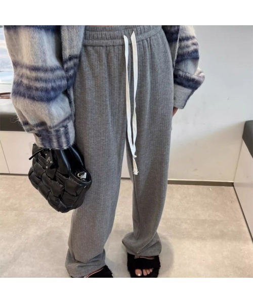 Carpe Diem(カルペディエム)の「裏起毛リブワイドパンツ(その他パンツ・レディース・グレー/ブラック/オフホワイト/グレイッシュベージュ・M/L)」の6枚目の写真