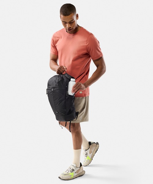 Matador(マタドール)の「Matador/マタドール 18L Packable Backpack/18L パッカブル バックパック(バックパック/リュック・メンズ・ワインレッド/ダークグリーン/ブラック・FREE)」の16枚目の写真