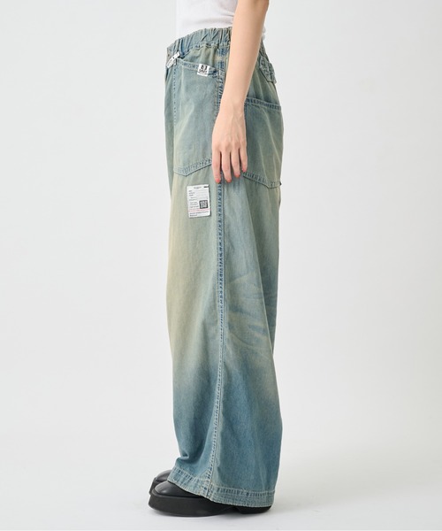 Maison MIHARA YASUHIRO(メゾンミハラヤスヒロ)の「【Maison MIHARA YASUHIRO/メゾンミハラヤスヒロ】Light Denim Wide Pants/ライトデニムワイドパンツ(デニムパンツ・レディース・ブラック/ダークインディゴブルー・38/36)」の13枚目の写真