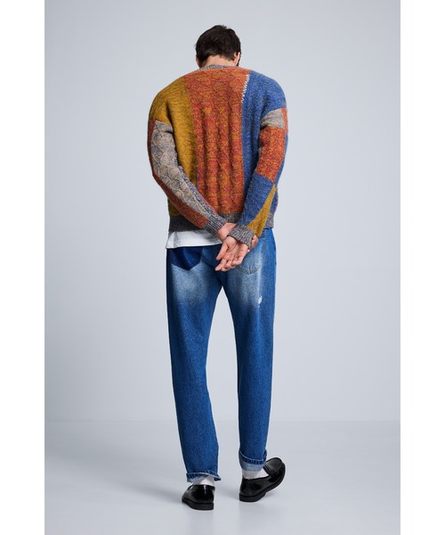 Desigual(デシグアル)の「マルチカラー パッチワーク厚手ニット|Desigual 2026秋冬新作(ニット/セーター・メンズ・オレンジ・S/M)」の4枚目の写真