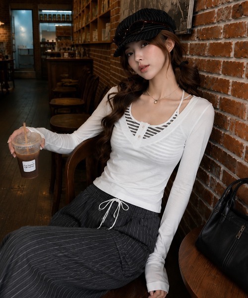 AVYL(アヴィル)の「レース切替リボンレイヤード長袖カットソー(Tシャツ/カットソー・レディース・ブラック/ホワイト・M)」の3枚目の写真