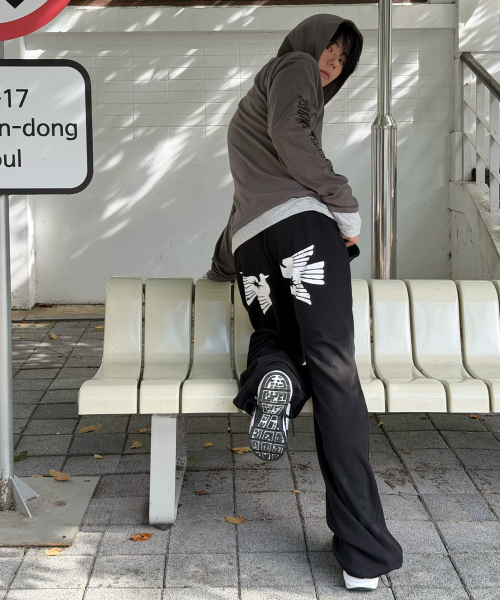SUPERSUB(スーパーサブ)の「PEACE WAS NEVER レタリングワイドスウェットパンツ-ブラック(スウェットパンツ・レディース・その他・MEDIUM/LARGE)」の5枚目の写真