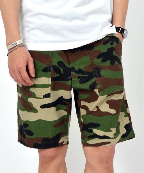 SHIPS(シップス)の「SA: 【アメリカ製】ウッドランドカモ柄 ベイカー ショートパンツ(その他パンツ・メンズ・その他・LARGE/X-LARGE/MEDIUM/SMALL)」の1枚目の写真