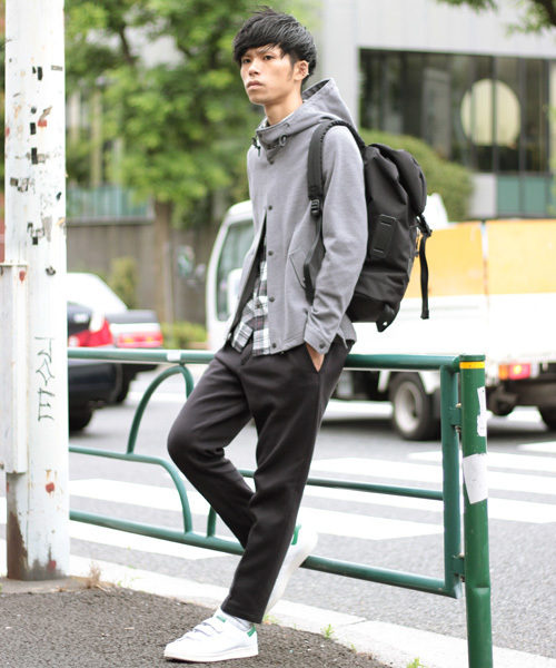 ESSENTIAL GARMENT MEN'S BIGI（エッセンシャルガーメントメンズビギ）の「ショート丈ボリュームネックパーカー/サーフニットダブルフェイス（モッズコート・メンズ・グレー/ブルー・S/SS/L/M）」の21枚目の写真