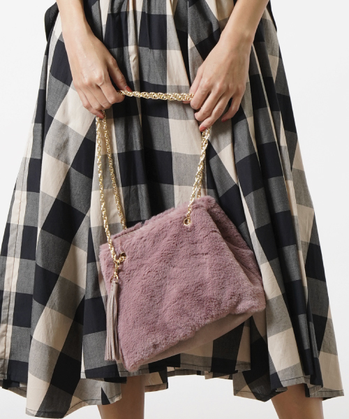 INTERPLANET WINGS（インタープラネットウィング）の「ファータッセルキンチャクバッグ（ショルダーバッグ・レディース・ブラック/ピンクベージュ/ブラウン・フリー）」の19枚目の写真