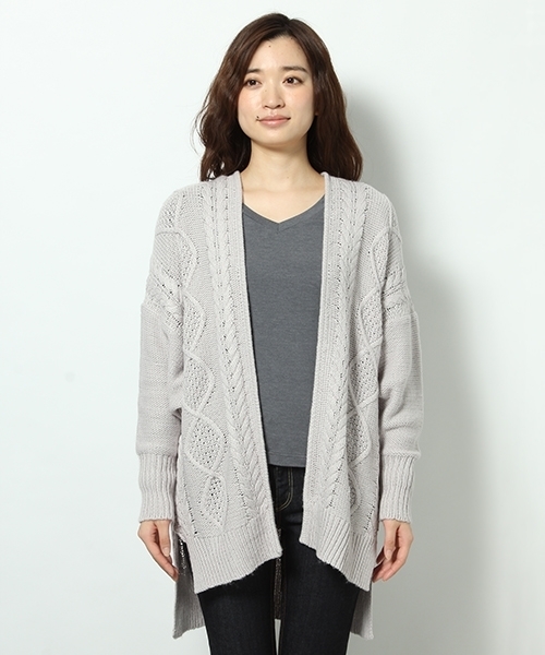 Andemiu（アンデミュウ）の「ケーブルニットカーディガン736718（カーディガン/ボレロ・レディース・ライトグレー/アイボリー/カーキ・FREE）」の18枚目の写真