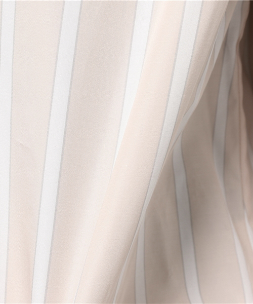 SHIPS（シップス）の「バックボタンビッグシャツ（シャツ/ブラウス・レディース・ベージュ/ライトホワイト/ピンク・ONE SIZE）」の12枚目の写真