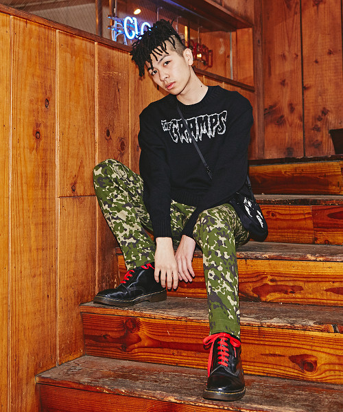 HYSTERIC GLAMOUR（ヒステリックグラマー）の「FLECK WOMAN総柄 タックSWP（スラックス・メンズ・グリーン系カモフラージュ・MEDIUM/SMALL）」の3枚目の写真