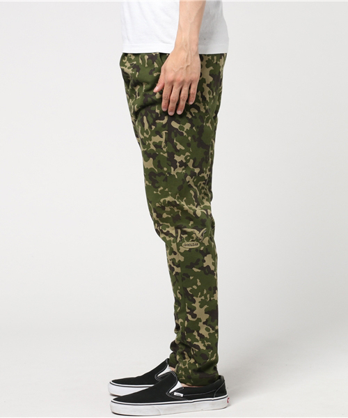 HYSTERIC GLAMOUR（ヒステリックグラマー）の「FLECK WOMAN総柄 タックSWP（スラックス・メンズ・グリーン系カモフラージュ・MEDIUM/SMALL）」の4枚目の写真