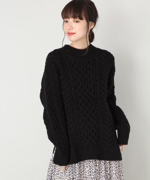 LOWRYS FARM（ローリーズファーム）の「３Ｇケーブルハイネック　805094（ニット/セーター・レディース・オフホワイト/ブラック/ベージュ/カーキ・MEDIUM/LARGE）」の21枚目の写真