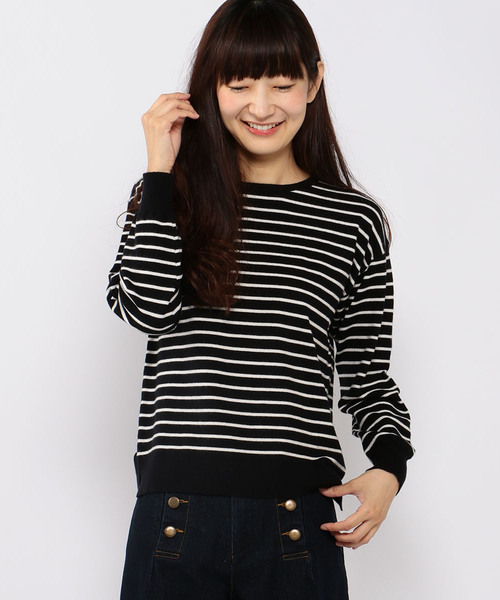 Petit Honfleur（プチオンフルール）の「クルーネックボーダーニットプルオーバー（ニット/セーター・レディース・ホワイト/ブラック/ベージュ・M size/L size）」の2枚目の写真