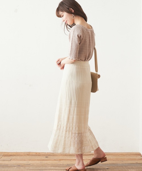 natural couture（ナチュラルクチュール）の「透かし柄ロングフレアスカート（スカート・レディース・ブラック/ベージュ/オフホワイト/オレンジ・FREE）」の13枚目の写真