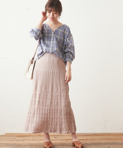 natural couture（ナチュラルクチュール）の「透かし柄ロングフレアスカート（スカート・レディース・ブラック/ベージュ/オフホワイト/オレンジ・FREE）」の18枚目の写真