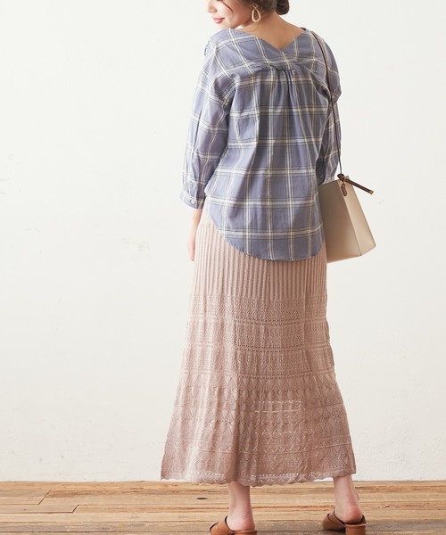 natural couture（ナチュラルクチュール）の「透かし柄ロングフレアスカート（スカート・レディース・ブラック/ベージュ/オフホワイト/オレンジ・FREE）」の9枚目の写真