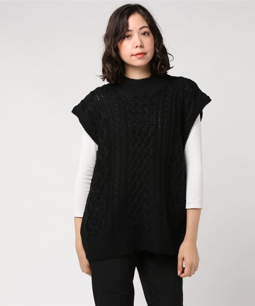 SpRay（スプレイ）の「ケーブルハイネックベスト（ベスト・レディース・アイボリー/ブラック/ピンク/ブラウン/ダークベージュ・FREE）」の10枚目の写真