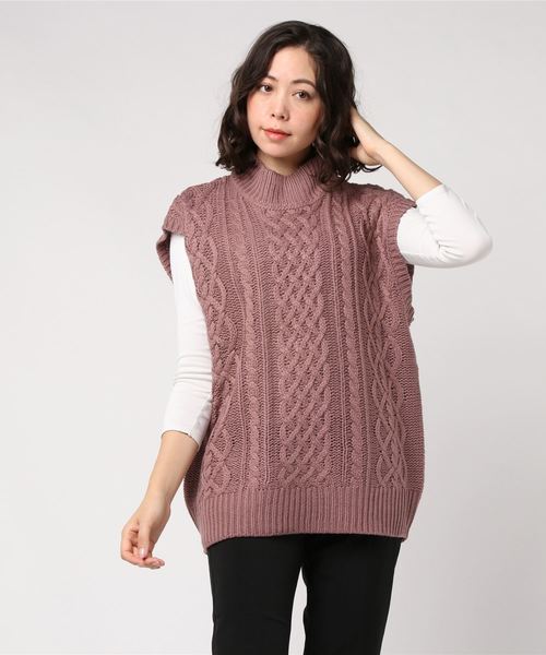 SpRay（スプレイ）の「ケーブルハイネックベスト（ベスト・レディース・アイボリー/ブラック/ピンク/ブラウン/ダークベージュ・FREE）」の17枚目の写真