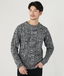 セミワイドシルエットケーブル編みクルーネックニット