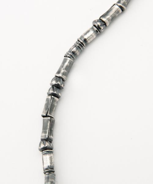 BEAMS（ビームス）の「BEAMS / カレン族 ビーズ ネックレス（ネックレス・メンズ・シルバー・ONE SIZE）」の6枚目の写真