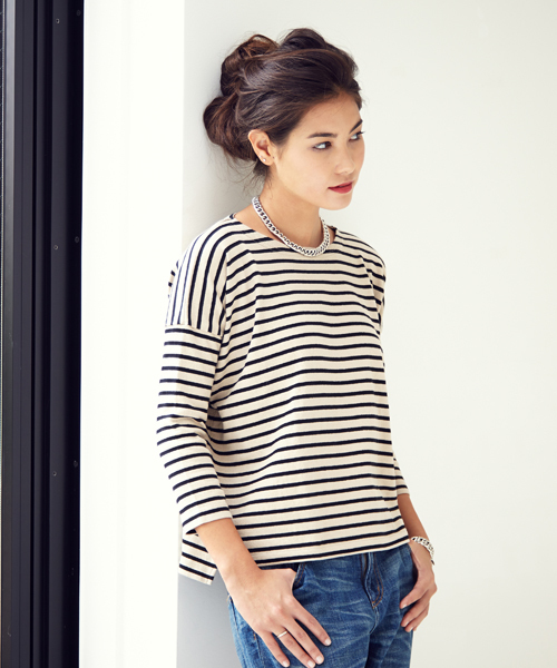 Jewel Changes（ジュエルチェンジズ）の「SACRA/JC BOR P/O 2 / サクラ（Tシャツ/カットソー・レディース・ベージュ/ネイビー・ﾌﾘ-）」の8枚目の写真