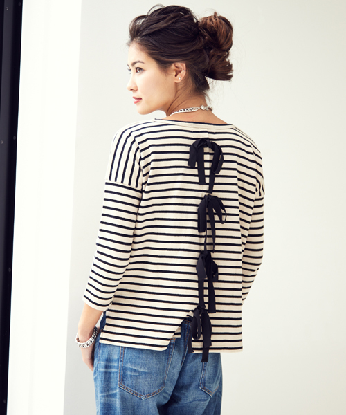 Jewel Changes（ジュエルチェンジズ）の「SACRA/JC BOR P/O 2 / サクラ（Tシャツ/カットソー・レディース・ベージュ/ネイビー・ﾌﾘ-）」の6枚目の写真