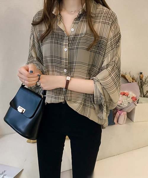 SUGAR BISKET（シュガービスケット）の「シースルーチェックシャツ（シャツ/ブラウス・レディース・ベージュ/ブラック・L/2XL/XL/M）」の5枚目の写真