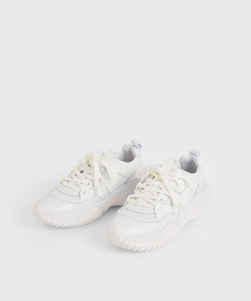 CHARLES & KEITH(チャールズ & キース)の「メッシュ&ネッティング チャンキースニーカー / Mesh & Netting Chunky Sneakers(スニーカー・レディース・アイボリー/シルバー/ホワイト・22.5cm/23cm/23.5cm/24.5cm/25cm/25.5cm)」の4枚目の写真